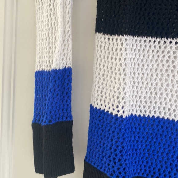 Mesh Color-Block Sweater - Picture 2 of 5